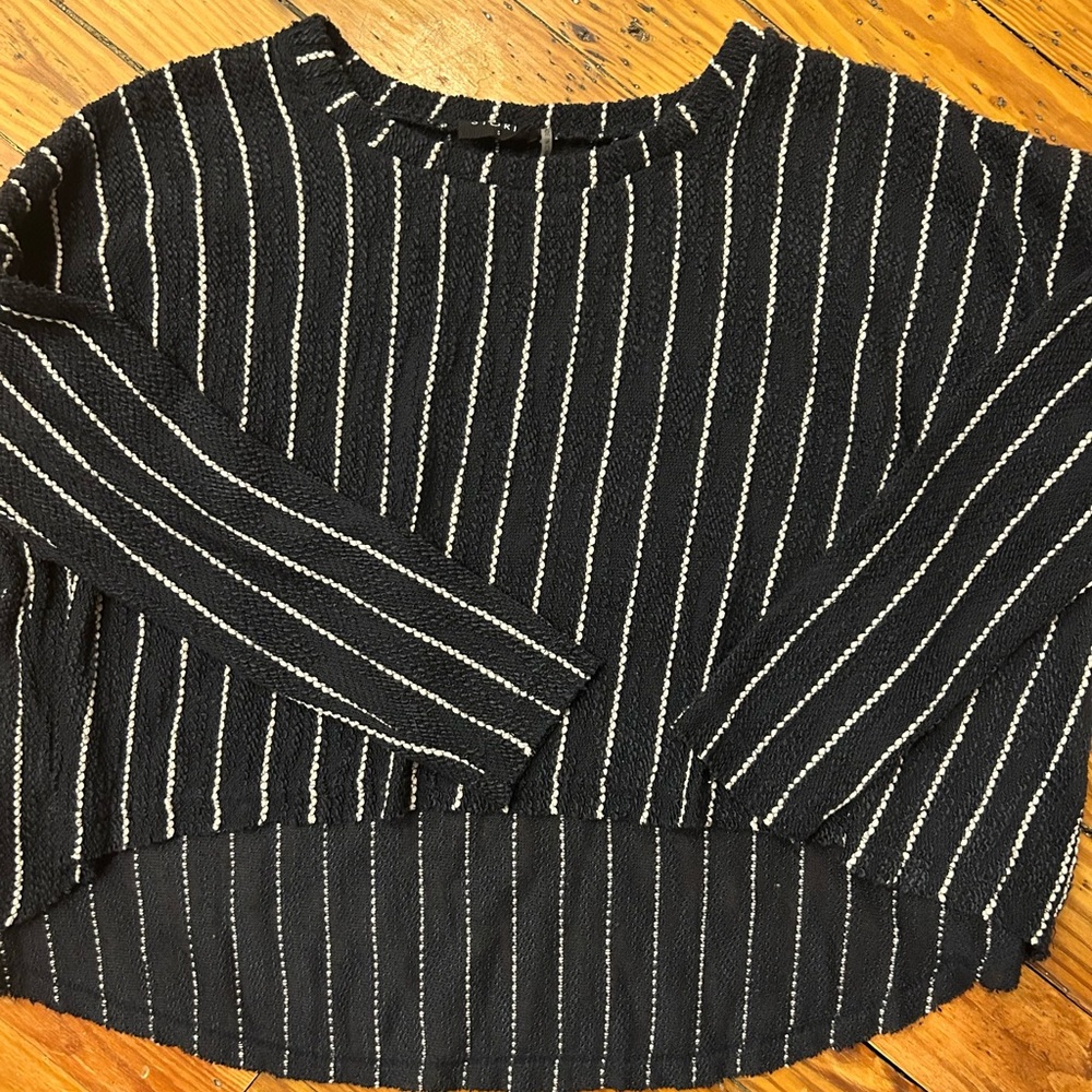Storia Black and White Striped Knit